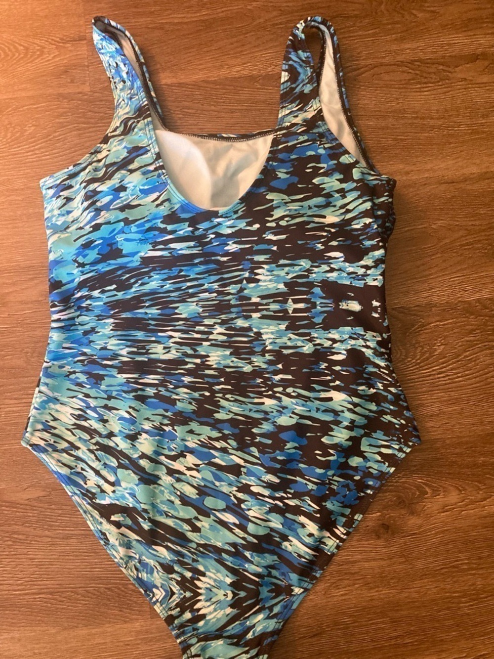 Women’s One-Piece Swimsuit - Blue Multi Print Size Large NEW - Picture 4 of 8